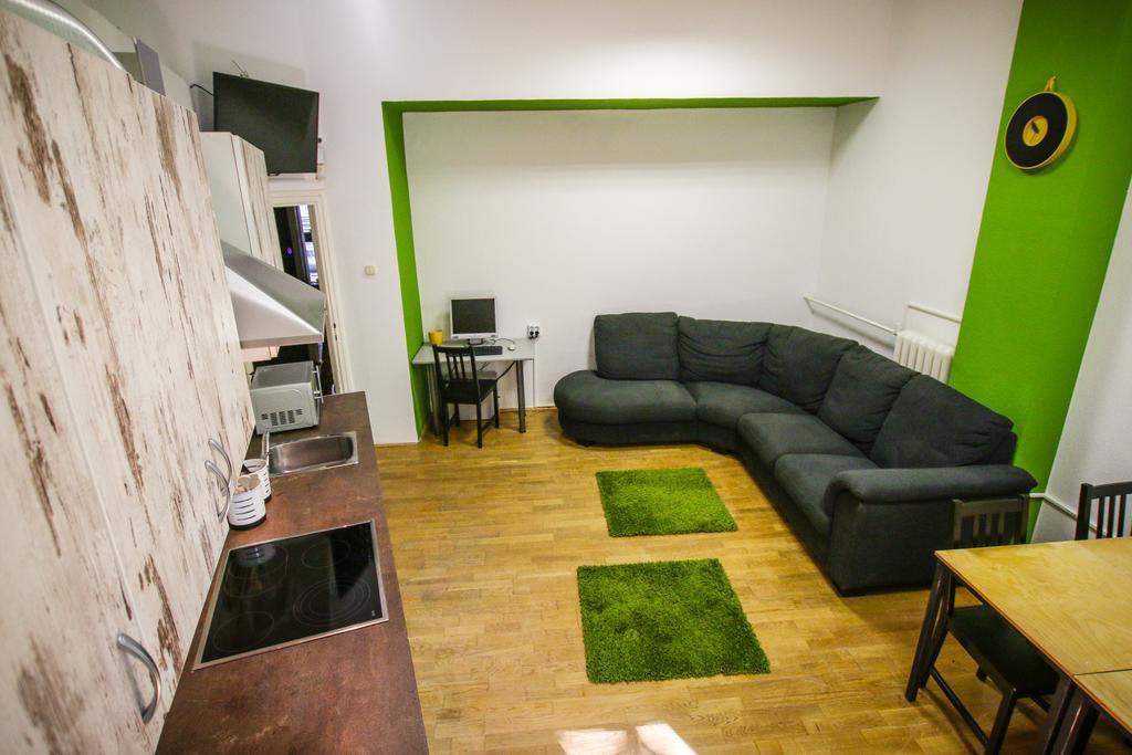 Cooltour Hostel Budapest Exterior photo