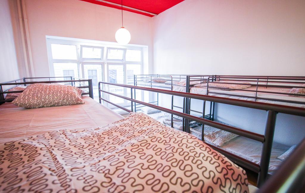 Cooltour Hostel Budapest Room photo