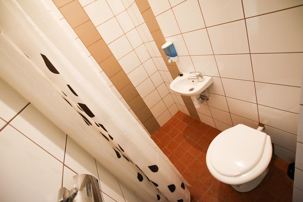 Cooltour Hostel Budapest Exterior photo
